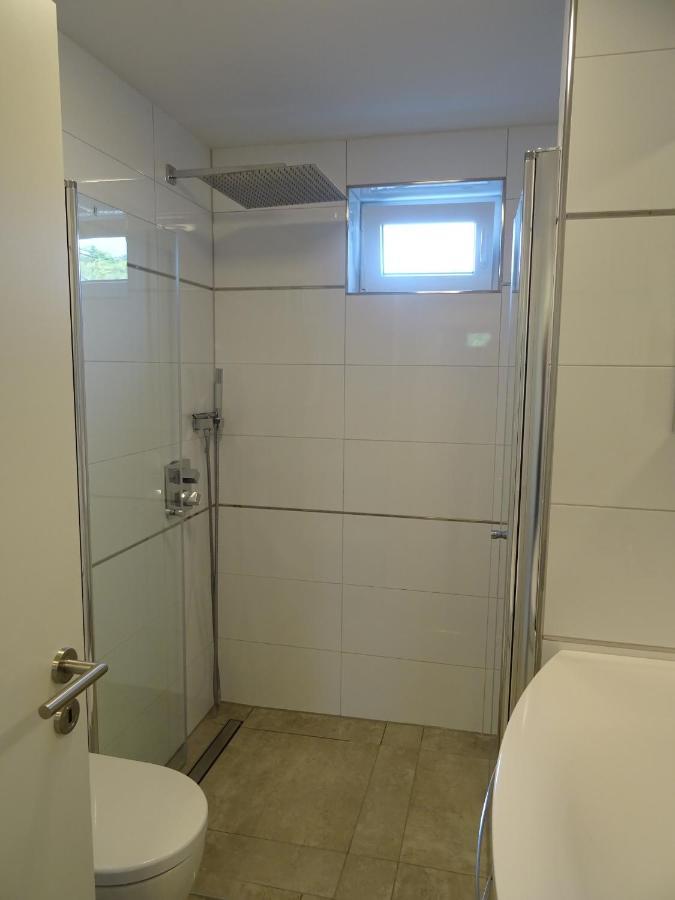 Ferienwohnung Happynes Бад Нойщат ан дер Зале Екстериор снимка