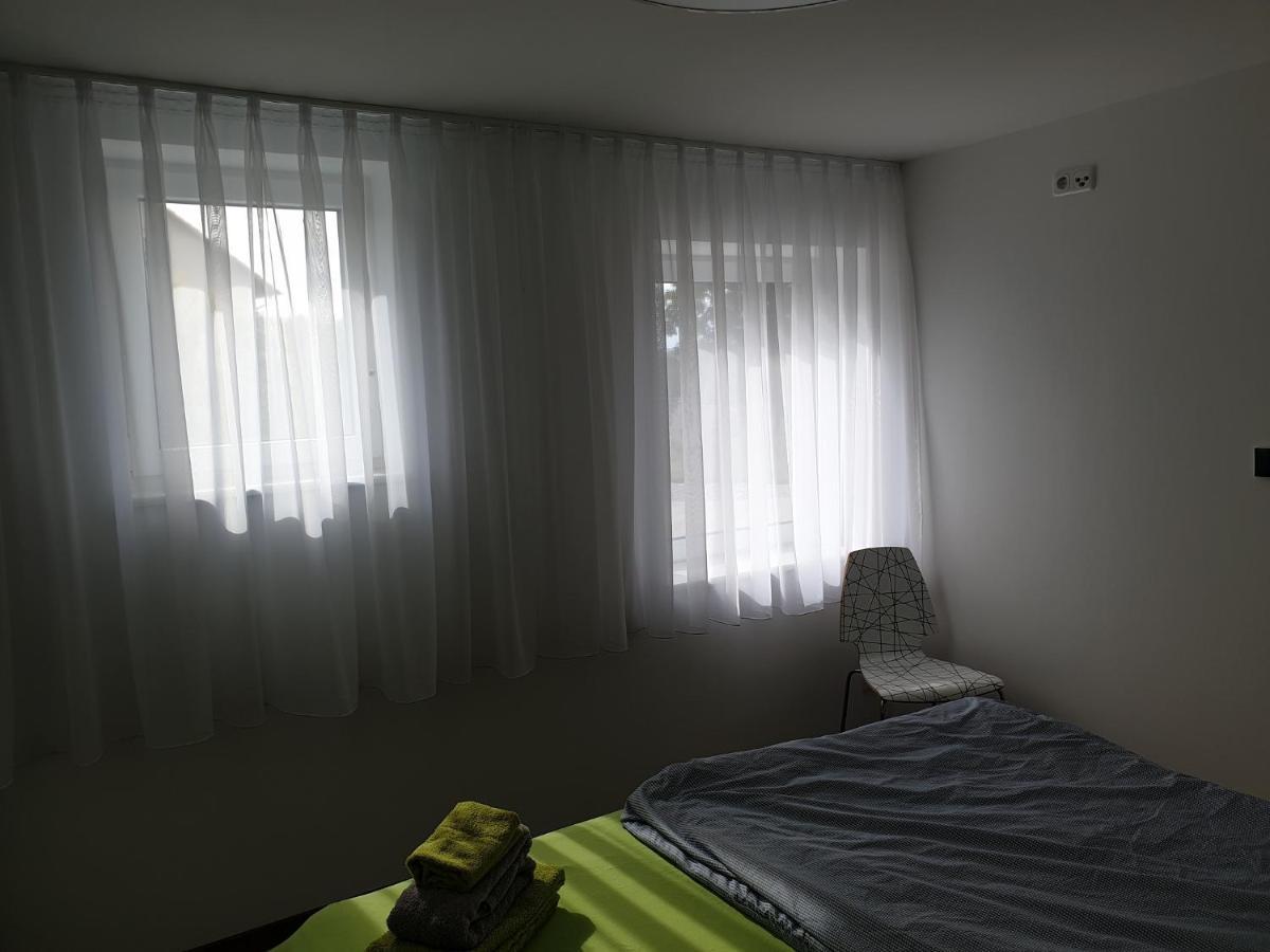 Ferienwohnung Happynes Бад Нойщат ан дер Зале Екстериор снимка